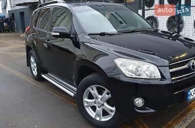 Внедорожник / Кроссовер Toyota RAV4 2010 в Киеве