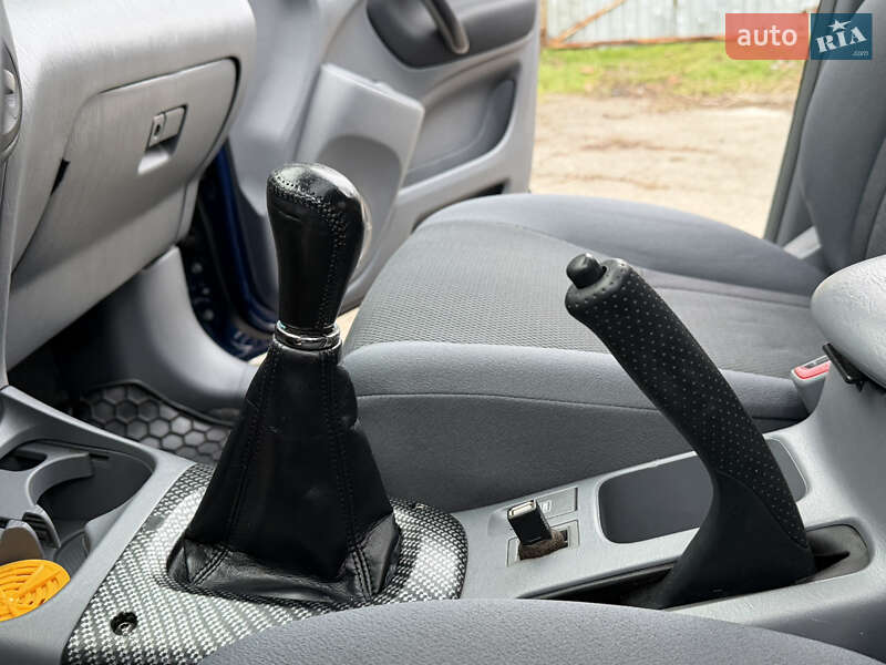 Внедорожник / Кроссовер Toyota RAV4 2004 в Одессе фото 68 Внедорожник / Кроссовер Toyota RAV4 2004 в Одессе