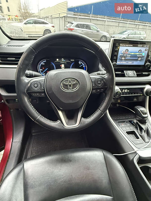 Позашляховик / Кросовер Toyota RAV4 2019 в Кременчуці