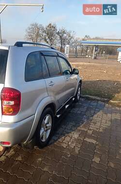 Позашляховик / Кросовер Toyota RAV4 2004 в Володимирі