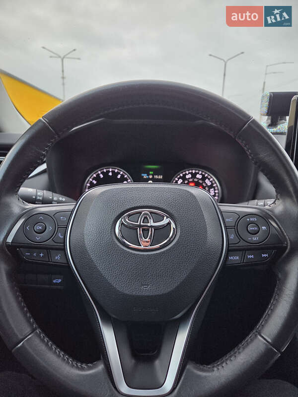 Позашляховик / Кросовер Toyota RAV4 2019 в Києві