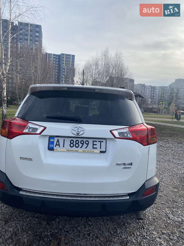 Позашляховик / Кросовер Toyota RAV4 2013 в Вишневому фото 23 Позашляховик / Кросовер Toyota RAV4 2013 в Вишневому