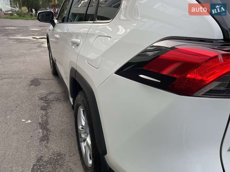 Позашляховик / Кросовер Toyota RAV4 2022 в Вінниці