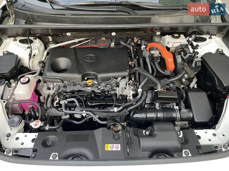 Позашляховик / Кросовер Toyota RAV4 2022 в Вінниці