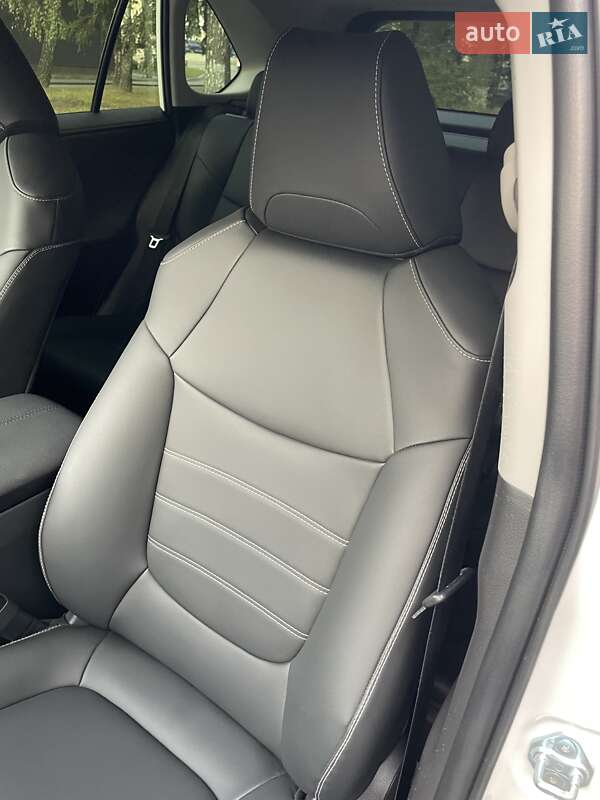 Позашляховик / Кросовер Toyota RAV4 2022 в Вінниці