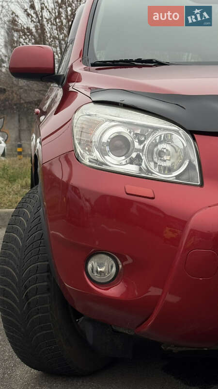 Позашляховик / Кросовер Toyota RAV4 2008 в Києві