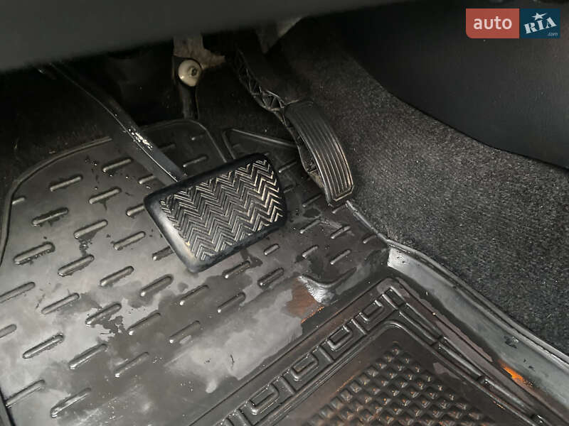 Позашляховик / Кросовер Toyota RAV4 2010 в Києві