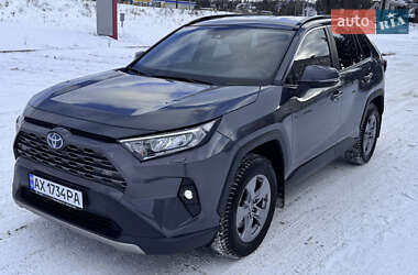 Внедорожник / Кроссовер Toyota RAV4 2023 в Харькове