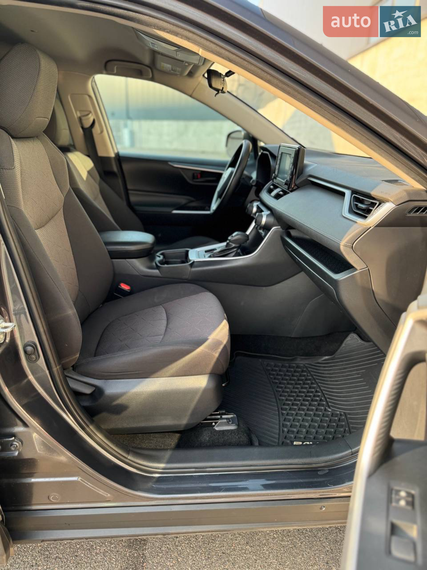 2019 Toyota RAV 4 - мініатюра 34