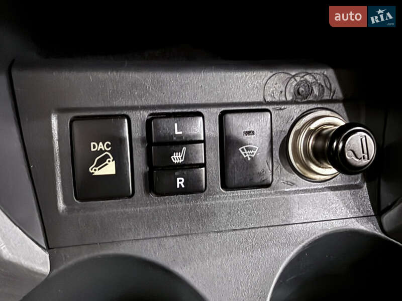 Внедорожник / Кроссовер Toyota RAV4 2007 в Одессе