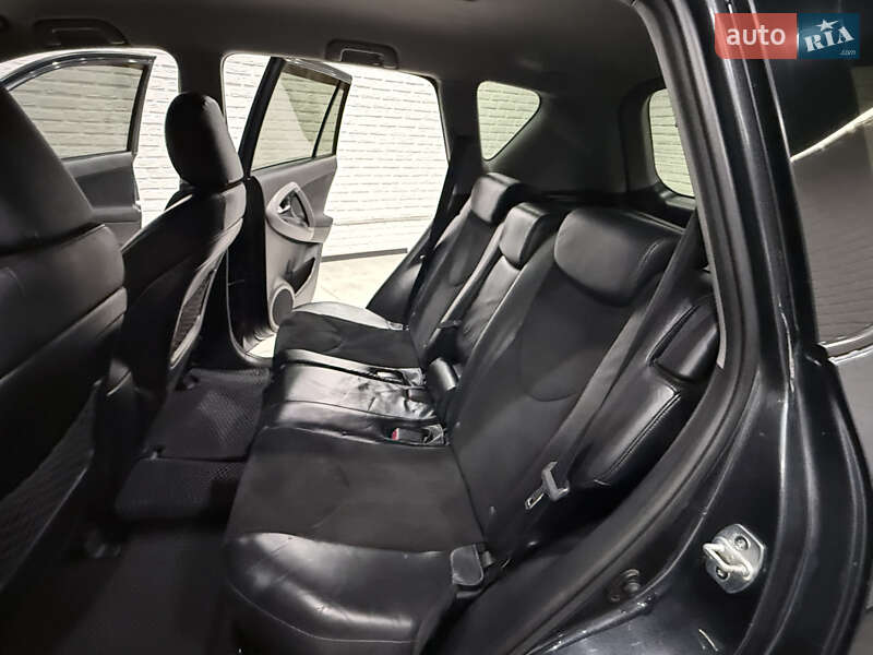 Внедорожник / Кроссовер Toyota RAV4 2007 в Одессе