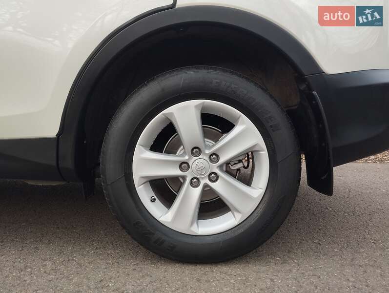 Позашляховик / Кросовер Toyota RAV4 2013 в Одесі