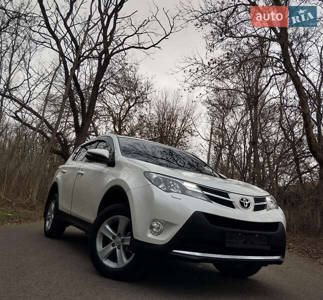 Позашляховик / Кросовер Toyota RAV4 2013 в Одесі