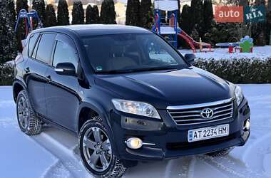 Внедорожник / Кроссовер Toyota RAV4 2011 в Тернополе