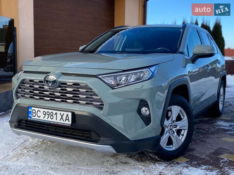 Позашляховик / Кросовер Toyota RAV4 2020 в Львові фото 3 Позашляховик / Кросовер Toyota RAV4 2020 в Львові
