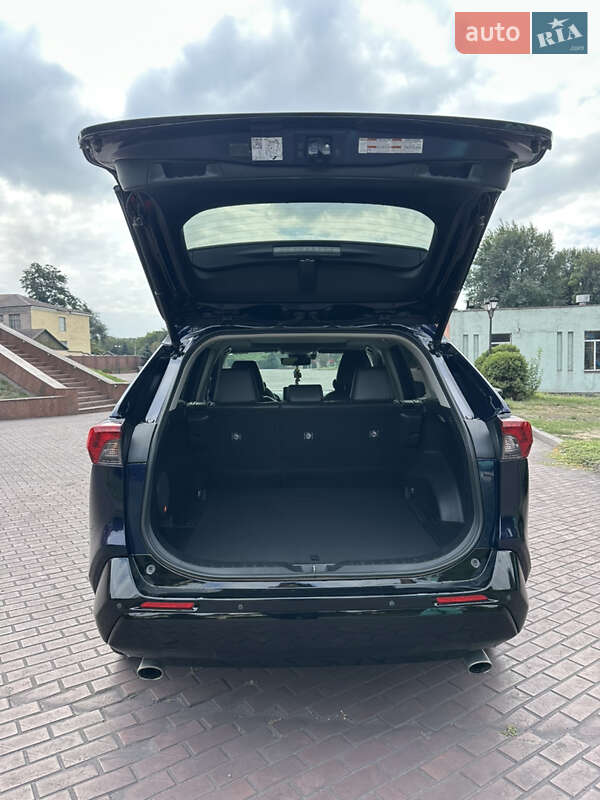 Внедорожник / Кроссовер Toyota RAV4 2021 в Днепре фото 52 Внедорожник / Кроссовер Toyota RAV4 2021 в Днепре