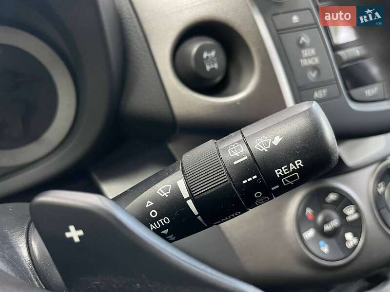 Позашляховик / Кросовер Toyota RAV4 2011 в Києві фото 25 Позашляховик / Кросовер Toyota RAV4 2011 в Києві