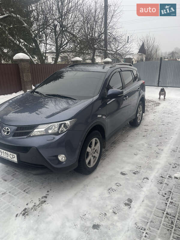 Toyota RAV4 2014