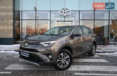 Позашляховик / Кросовер Toyota RAV4 2017 в Києві