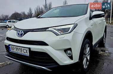 Позашляховик / Кросовер Toyota RAV4 2016 в Дніпрі