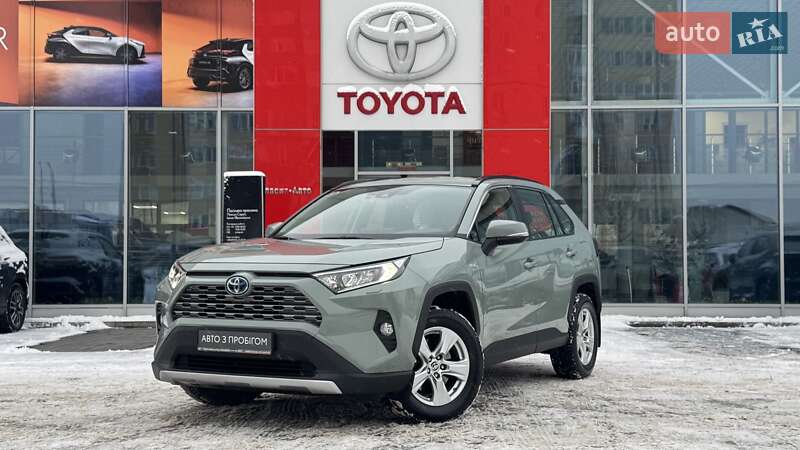 Toyota RAV4 2021