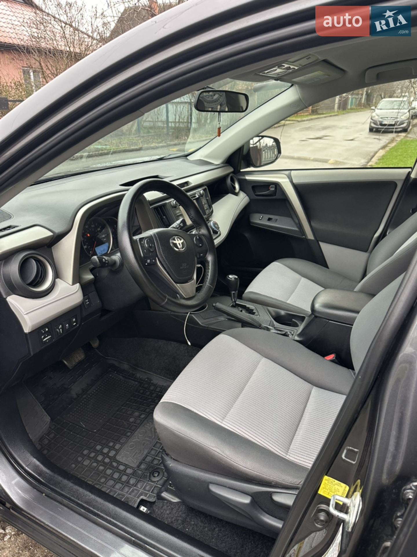 2013 Toyota RAV 4 - мініатюра 14