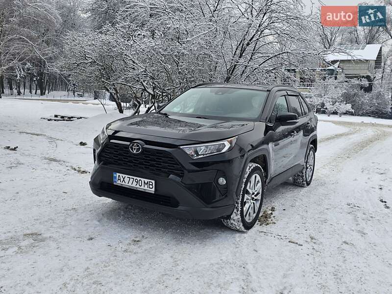 Toyota RAV4 2019