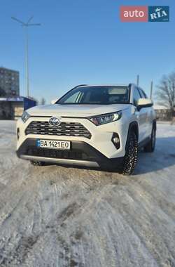 Внедорожник / Кроссовер Toyota RAV4 2021 в Кропивницком