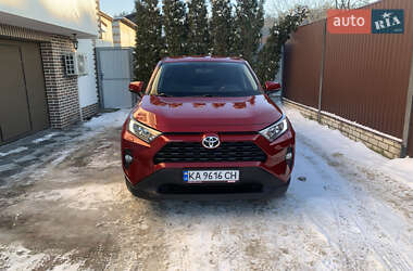 Позашляховик / Кросовер Toyota RAV4 2019 в Києві