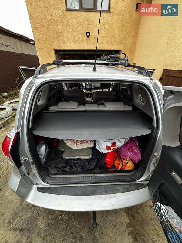 Внедорожник / Кроссовер Toyota RAV4 2006 в Ужгороде фото 18 Внедорожник / Кроссовер Toyota RAV4 2006 в Ужгороде