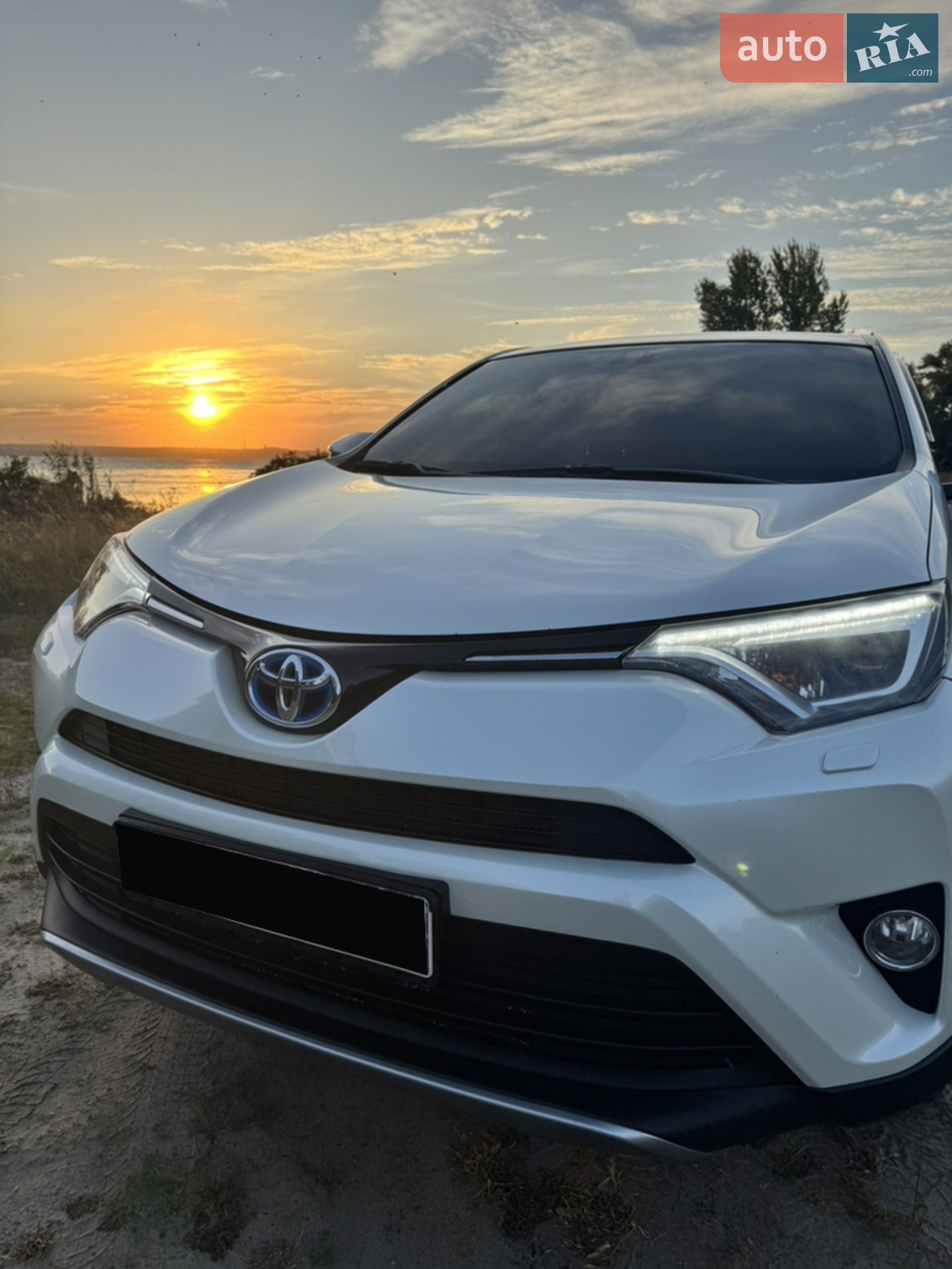 2016 Toyota RAV 4 - мініатюра 6