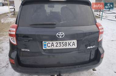 Позашляховик / Кросовер Toyota RAV4 2011 в Золотоноші