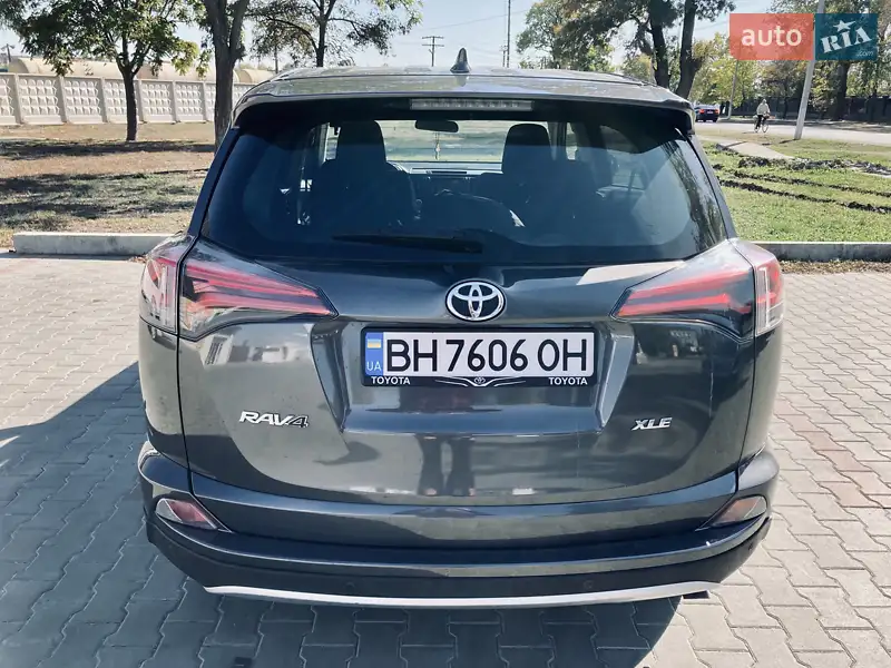 Toyota RAV4 2017