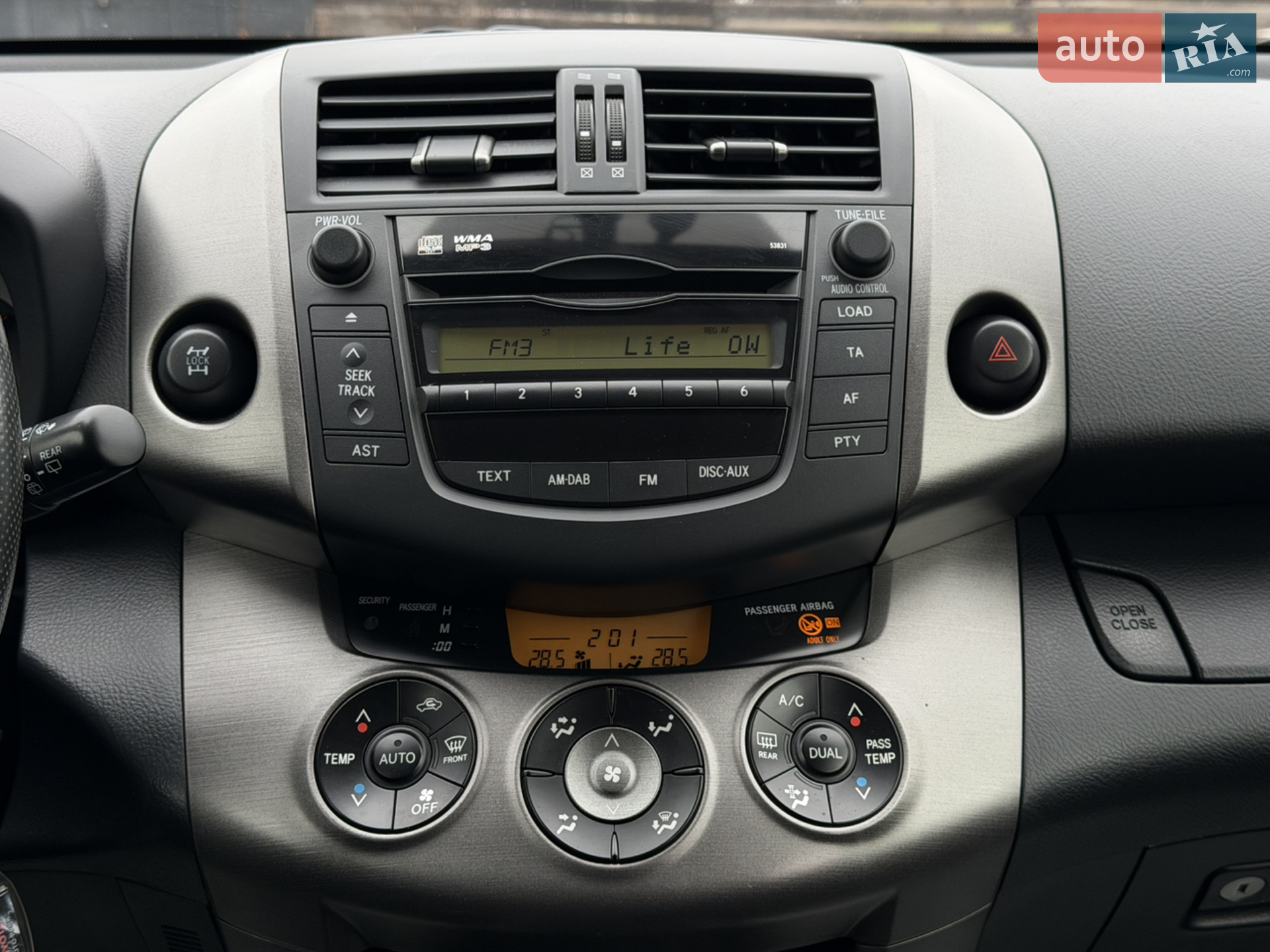 2011 Toyota RAV 4 - мініатюра 32