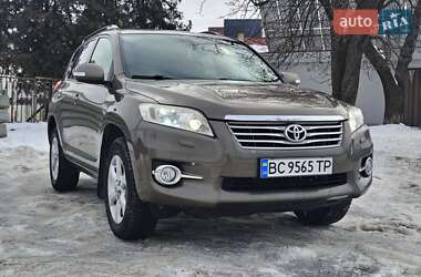 Позашляховик / Кросовер Toyota RAV4 2010 в Львові