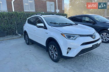 Позашляховик / Кросовер Toyota RAV4 2017 в Кропивницькому