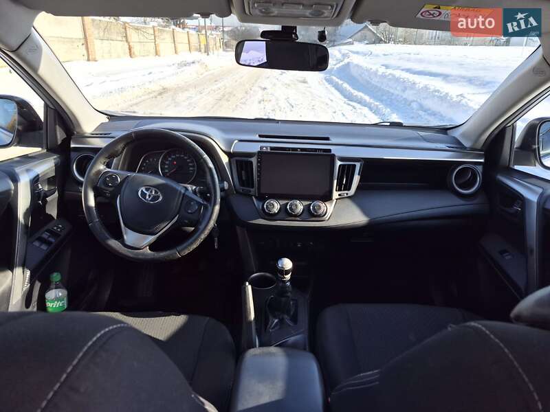 Внедорожник / Кроссовер Toyota RAV4 2013 в Ивано-Франковске