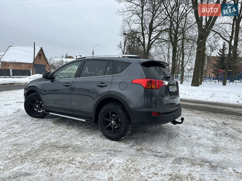 Внедорожник / Кроссовер Toyota RAV4 2014 в Виннице