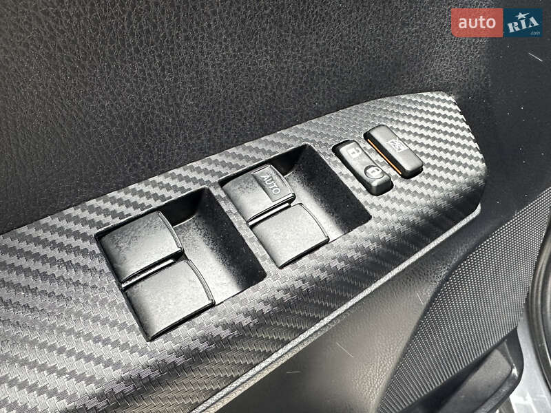 Внедорожник / Кроссовер Toyota RAV4 2014 в Виннице