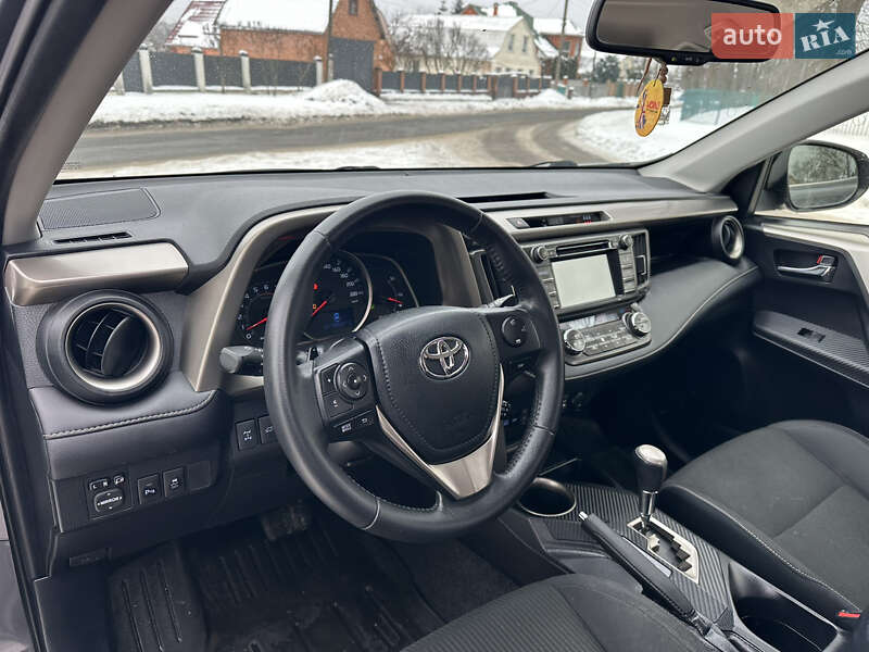 Внедорожник / Кроссовер Toyota RAV4 2014 в Виннице