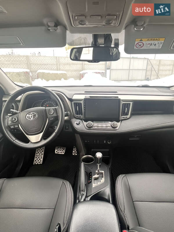 Внедорожник / Кроссовер Toyota RAV4 2014 в Житомире