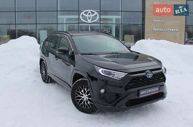 Позашляховик / Кросовер Toyota RAV4 2020 в Черкасах