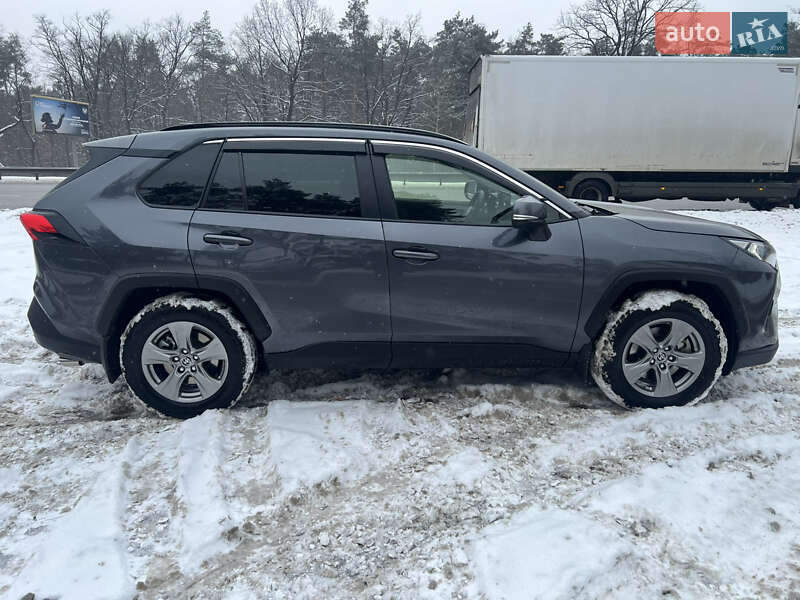 Внедорожник / Кроссовер Toyota RAV4 2023 в Киеве фото 4 Внедорожник / Кроссовер Toyota RAV4 2023 в Киеве