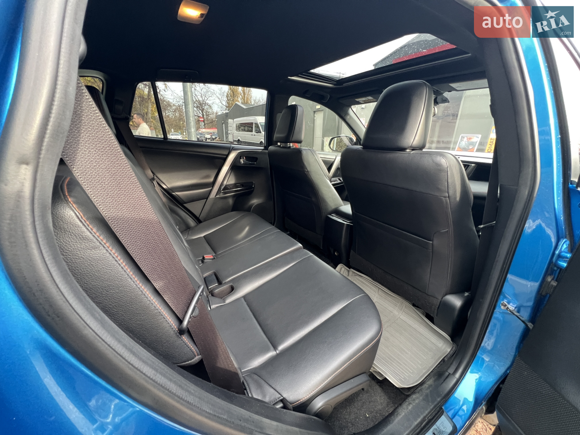 2016 Toyota RAV 4 - мініатюра 15