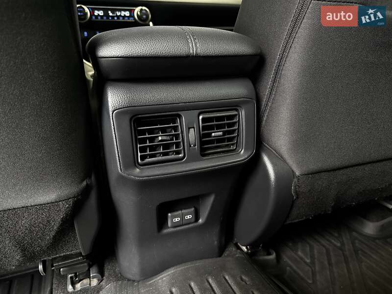 Внедорожник / Кроссовер Toyota RAV4 2022 в Киеве