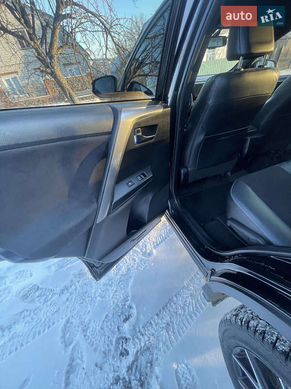 Внедорожник / Кроссовер Toyota RAV4 2017 в Новой Водолаге фото 12 Внедорожник / Кроссовер Toyota RAV4 2017 в Новой Водолаге