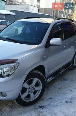 Позашляховик / Кросовер Toyota RAV4 2007 в Києві