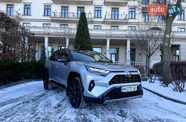 Внедорожник / Кроссовер Toyota RAV4 2023 в Одессе