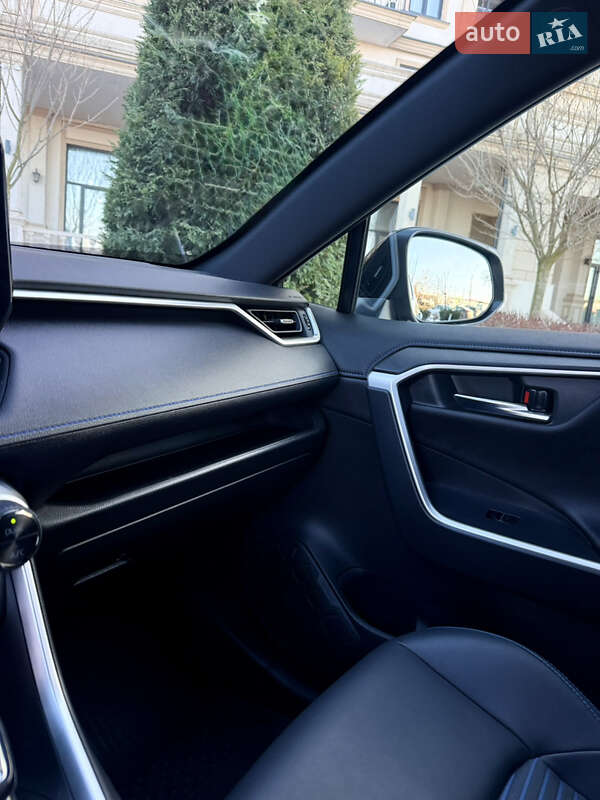 Внедорожник / Кроссовер Toyota RAV4 2023 в Одессе фото 33 Внедорожник / Кроссовер Toyota RAV4 2023 в Одессе