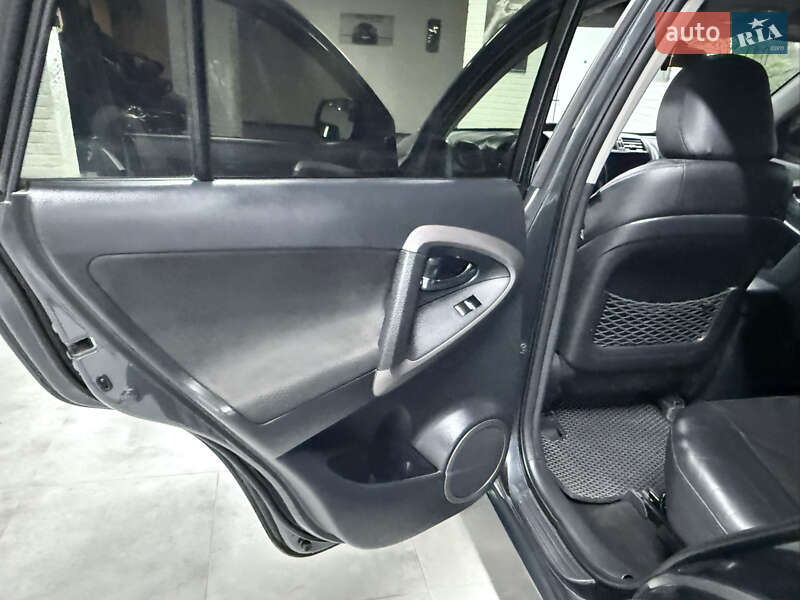Внедорожник / Кроссовер Toyota RAV4 2006 в Одессе фото 49 Внедорожник / Кроссовер Toyota RAV4 2006 в Одессе